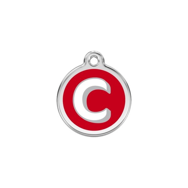 Vue avant - Médaille personnalisable pour chien ou chat Red Dingo Émail et acier inoxydable - Lettre C - Rouge - Taille S